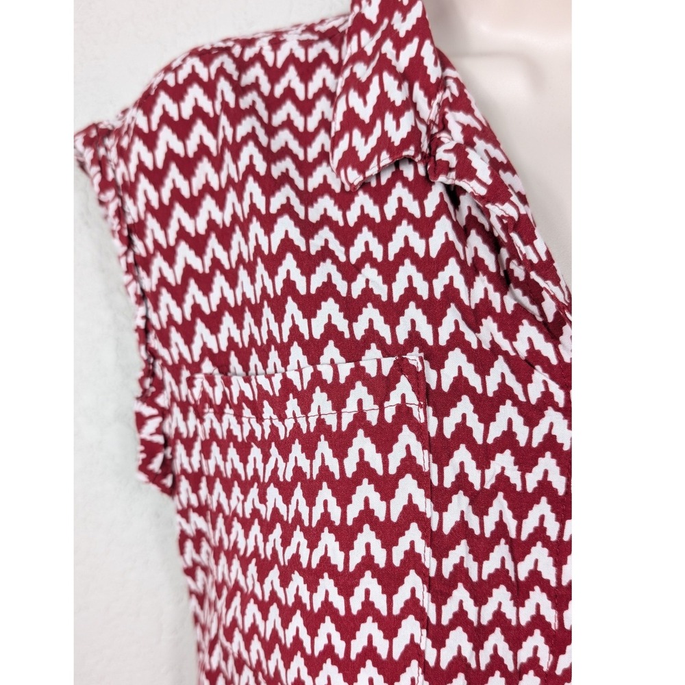 Jachs Girlfriend Button Down Shirt Womens Medium Red White Geometric Sleeveless